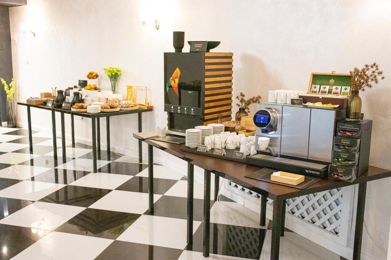 Hotel Capital With Private Wellness Litra Dış mekan fotoğraf