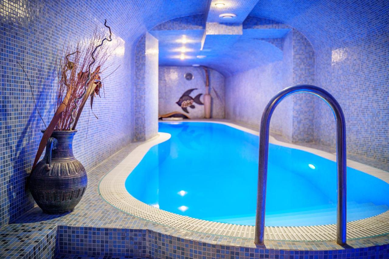 Hotel Capital With Private Wellness Litra Dış mekan fotoğraf